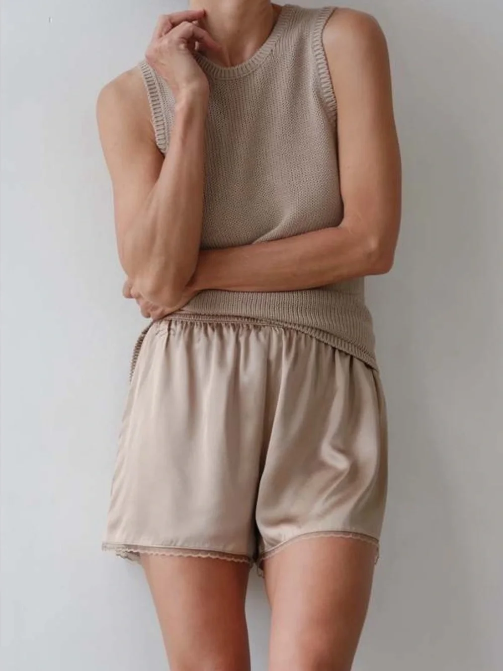 Donni The Silk Lace Tap Trim Pull On Shorts Shitake Brown Tan